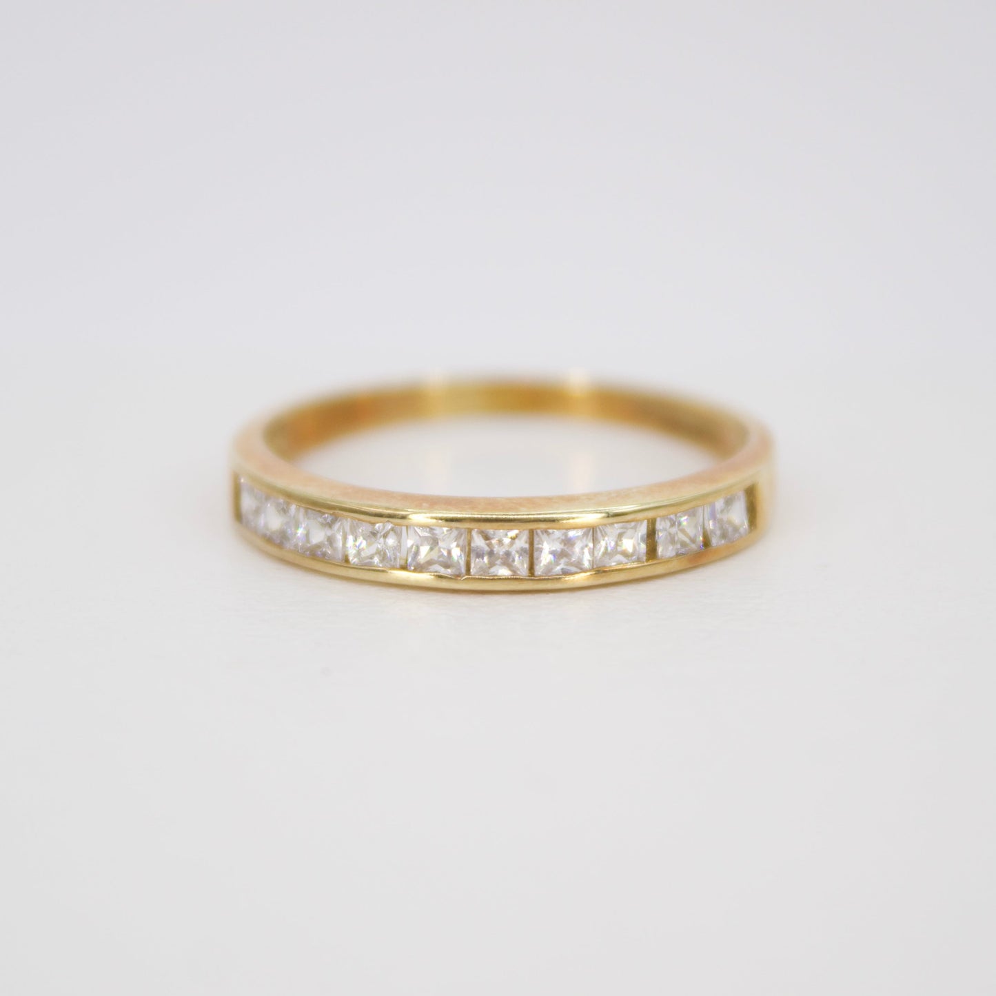 Churumbela oro amarillo 14k con zirconias.