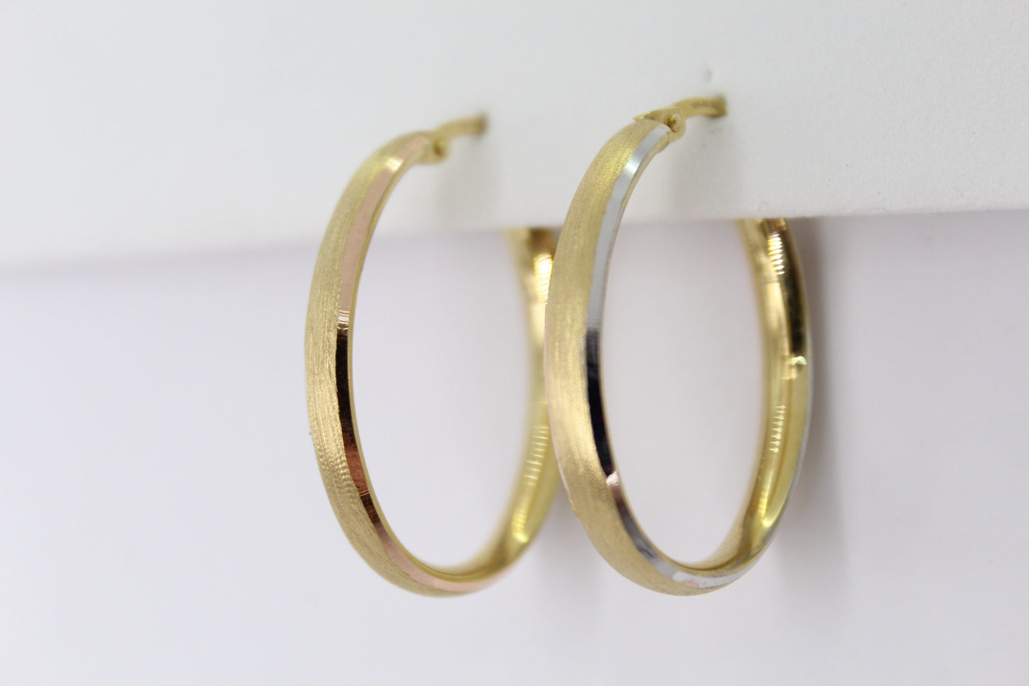 Arracadas en oro combinado 14k.